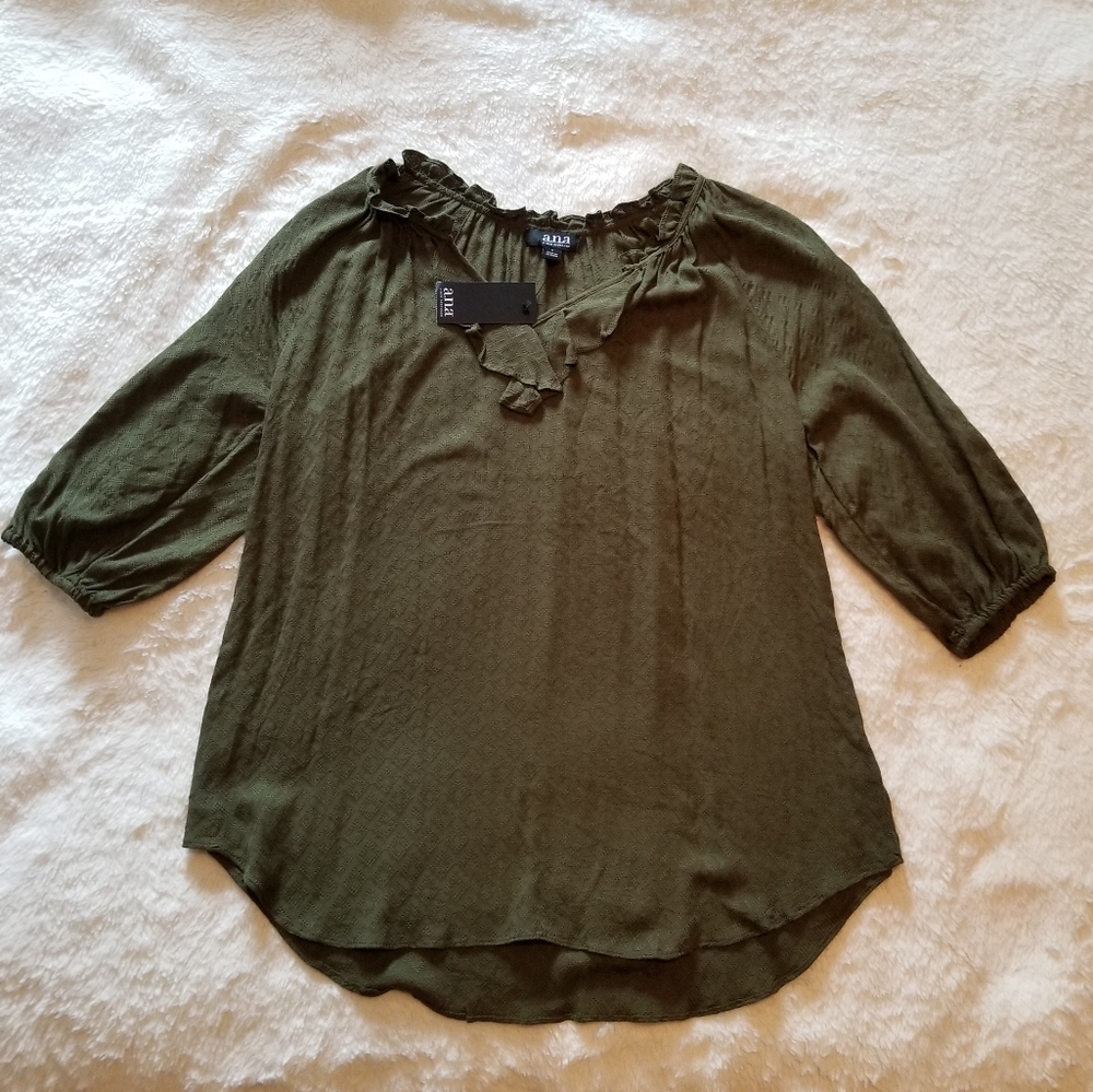 NWT Ana quarter sleeve blouse